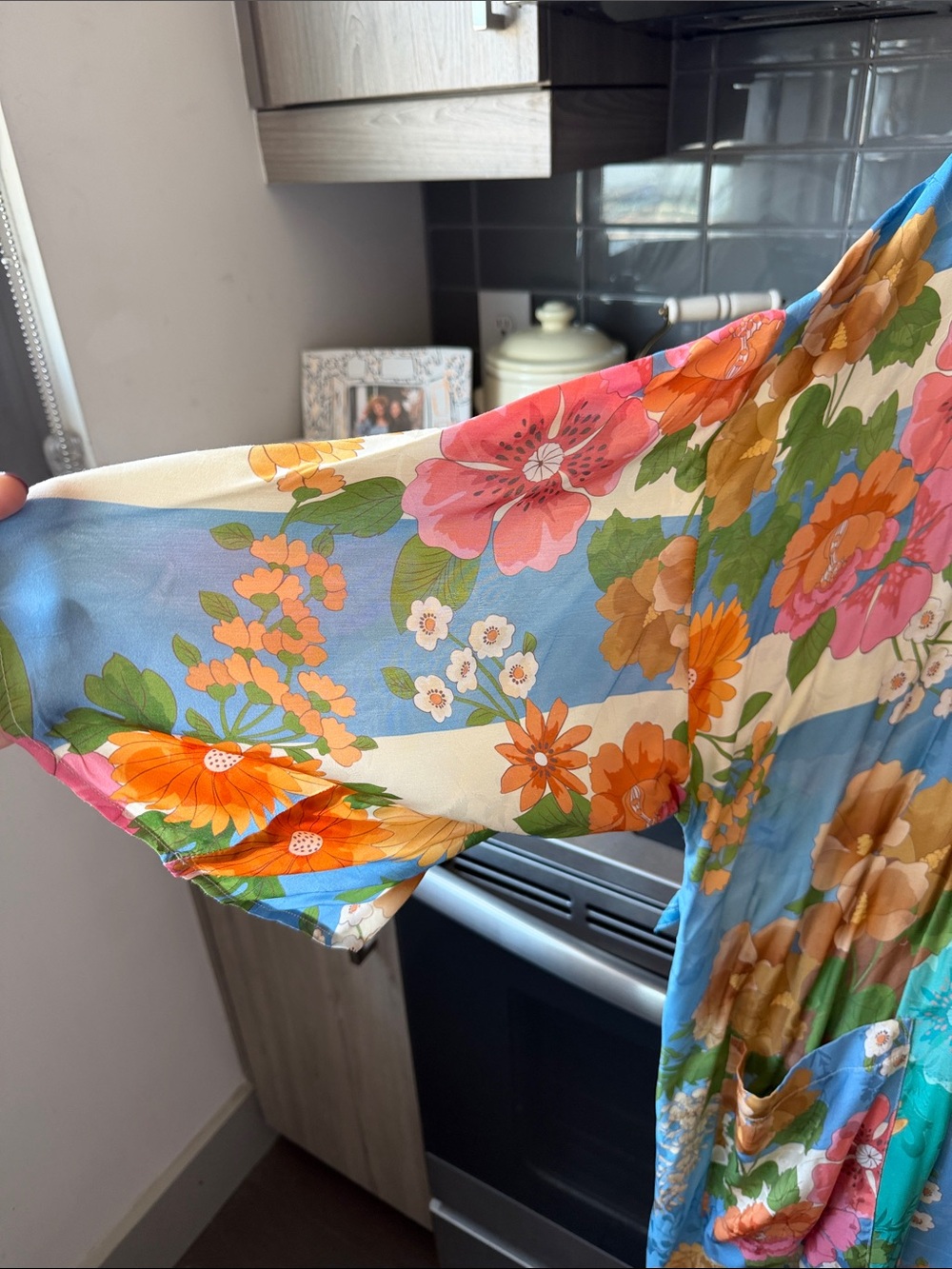 SPELL Carrie Robe - Picture 10 of 12